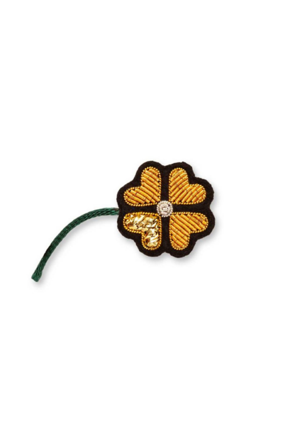 noir-animal-broche-macon-et-lesquoy-4-chances